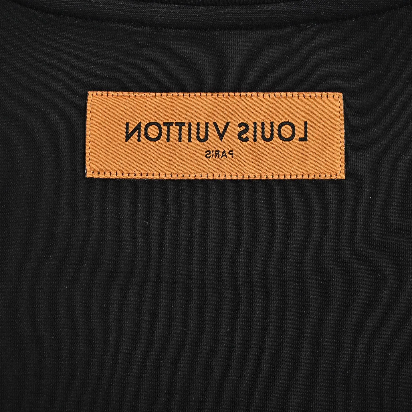 Louis Vuitton Louis Vuitton crew neck sweatshirt with embossed old flower embroidery on the neck